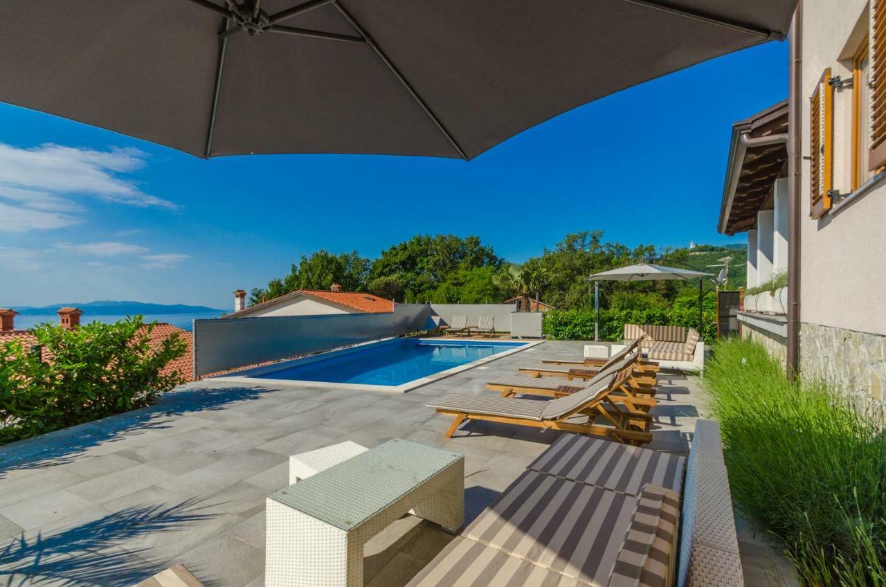 Apartments Villa Sonja Матульи Экстерьер фото